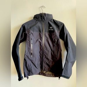 Arcteryx Zeta LT goretex women’s jacket xs black